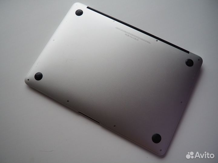 Apple Macbook air 13 отличное состояние
