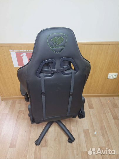 Компьютерное кресло cougar