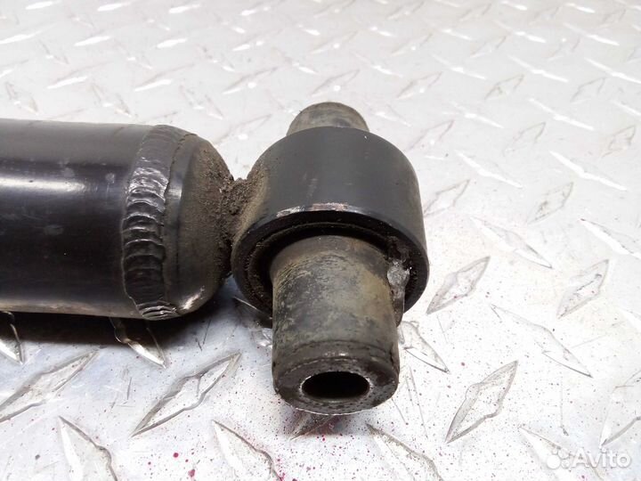 Амортизатор задний L Acura MDX 2