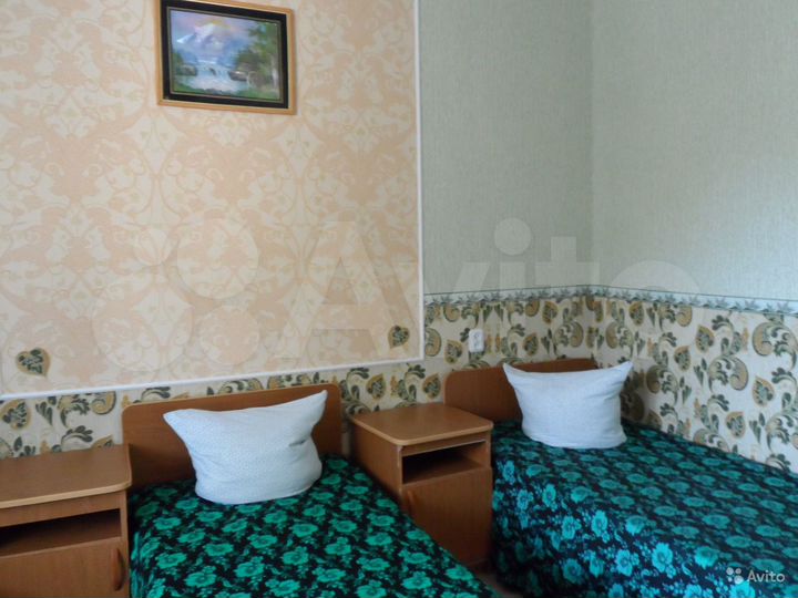 Комната 14 м² в 4-к., 2/2 эт.