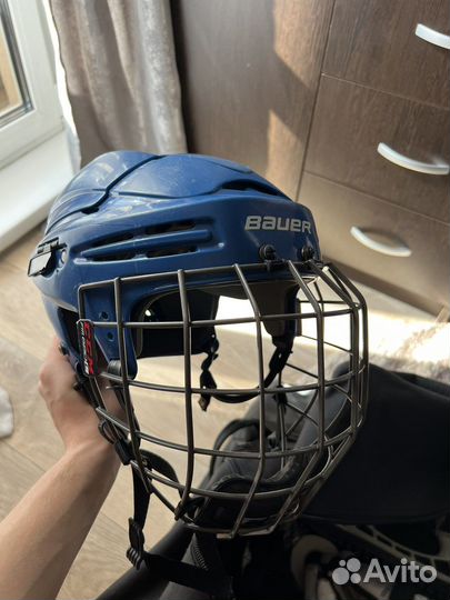 Хоккейный шлем bauer