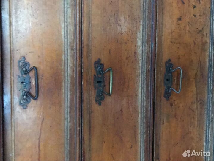 Комод деревянный старинный