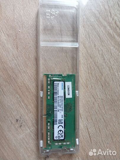 Оперативная память Samsung DDR4 3200 мгц 8Гб