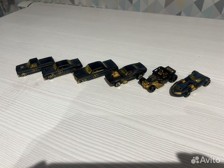 Hot wheels машинки