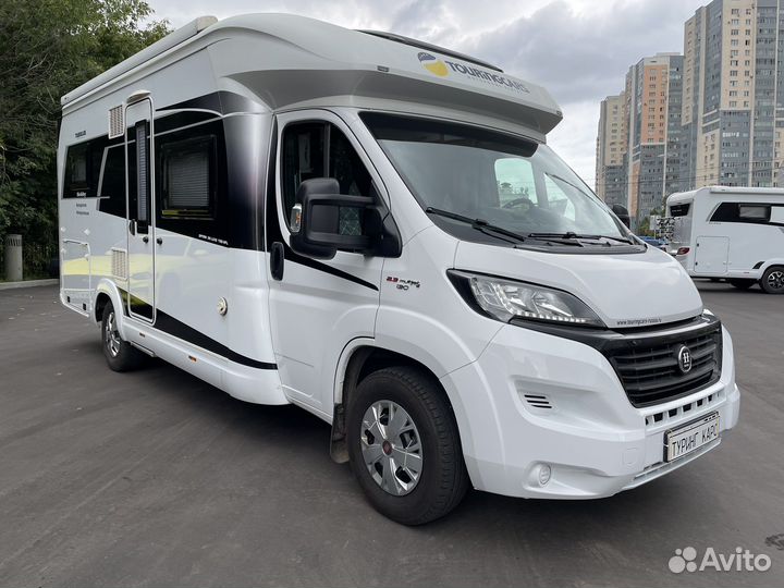 Полуинтегрированный Hobby Optima De Luxe, 2019