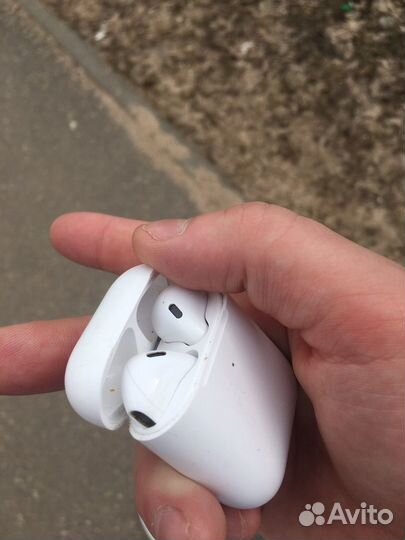 Airpods 2