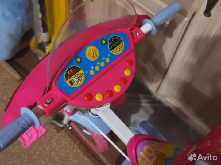 Детский трехколесный велосипед