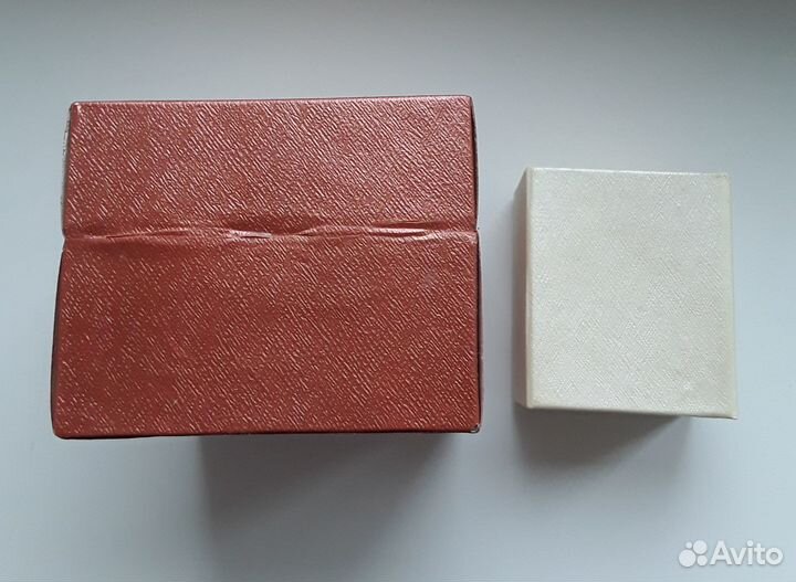 Коробки от часов и украшений