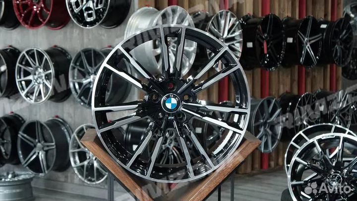 Литой диск в стиле BMW R18 5x112. Примерка колес