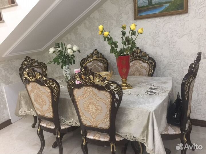 Стулья
