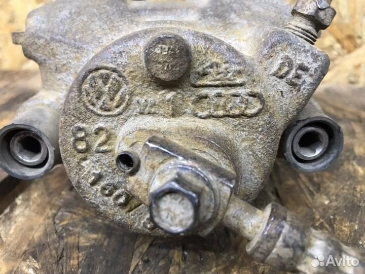 Суппорт тормозной передний правый Skoda Fabia 2