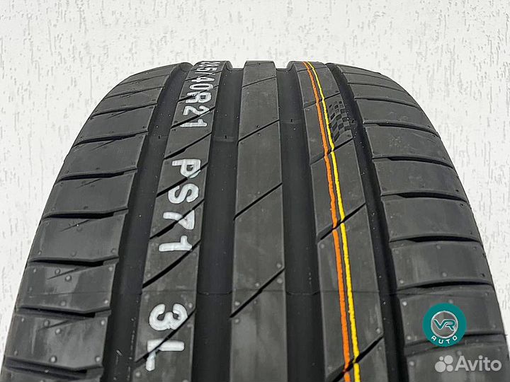 Kumho Ecsta PS71 315/35 R22 и 275/40 R22 111Y