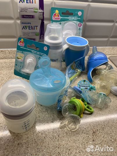 Контейнер для смеси, бутылочки, соски