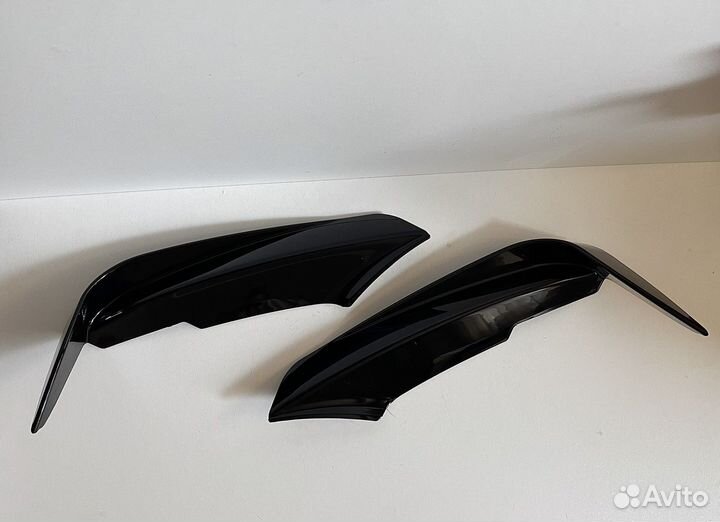 Накладки клыки над туманками BMW F30