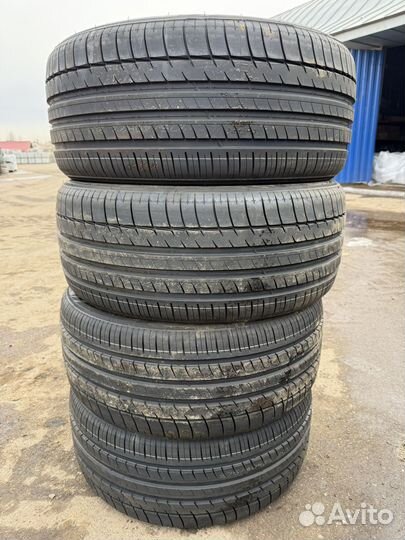 Triangle TH201 Sportex 275/40 R22 108Y