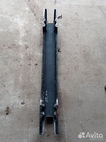 Усилитель бампера передний Kia Shuma