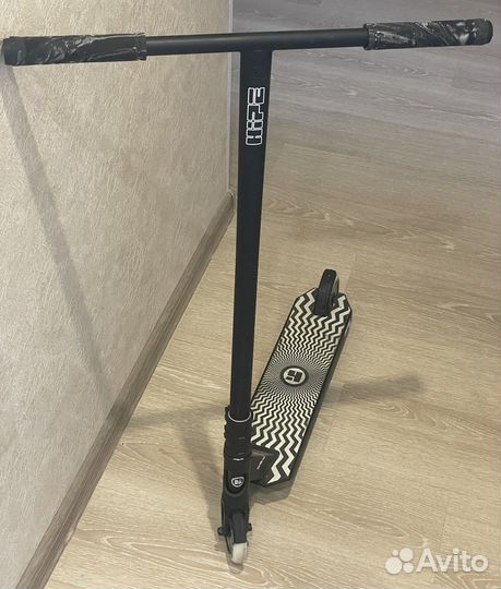 Трюковой самокат hipe H4