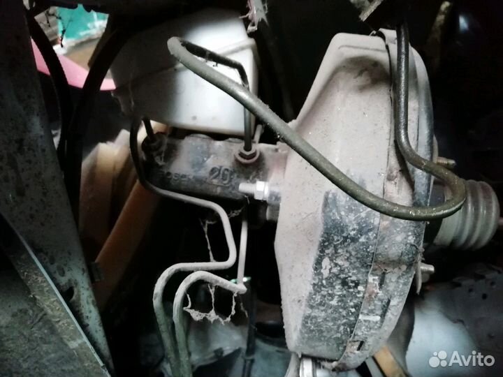 Вакуумный усилитель (вакуумник) на Renault Clio sy