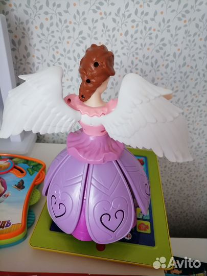 Кукла музыкальная