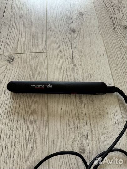 Выпрямитель для волос Rowenta