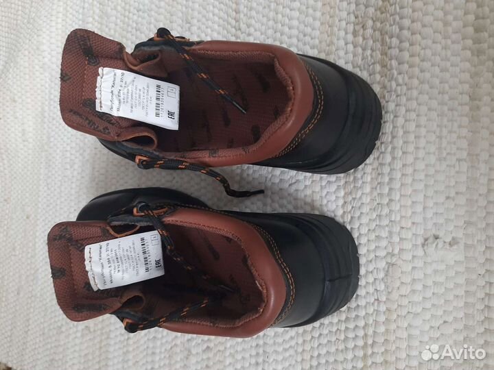 Полу ботинки женские