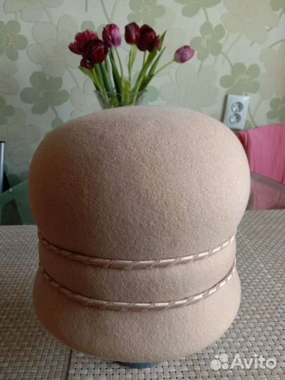 Фетровая шапка р. 55-57 бежевая