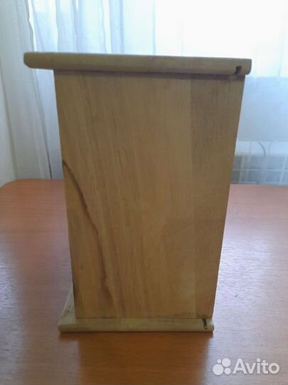 Деревянная шкатулка подставка для телефона