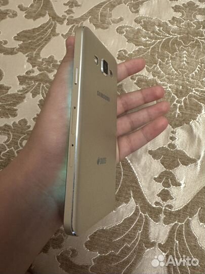 Samsung Galaxy A3 SM-A300H, 16 ГБ