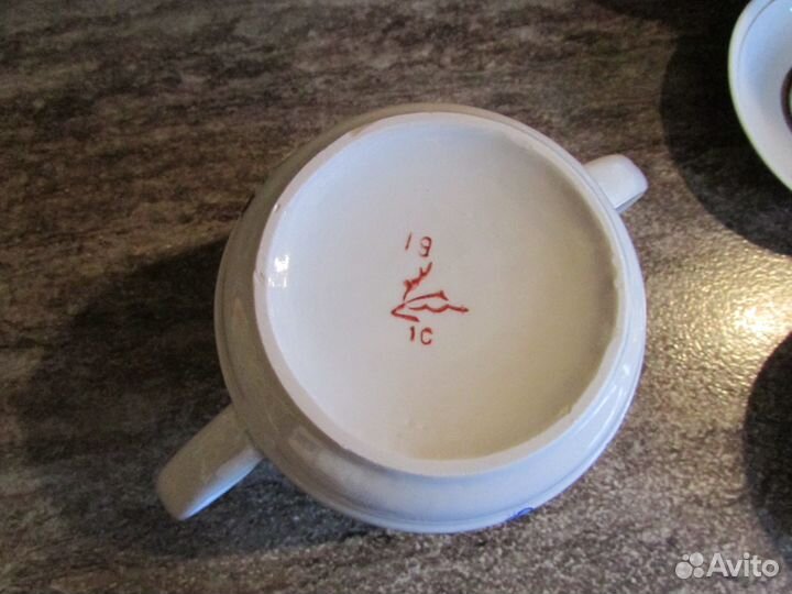 Кофейный фарфоровый сервиз