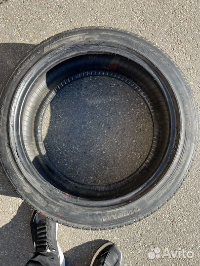 Pirelli P Zero Rosso 245/45 R19