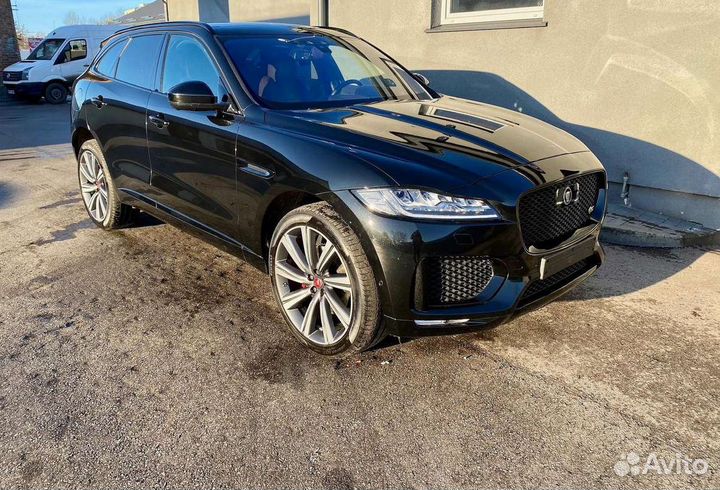 Jaguar F-Pace 2017 г на запчасти