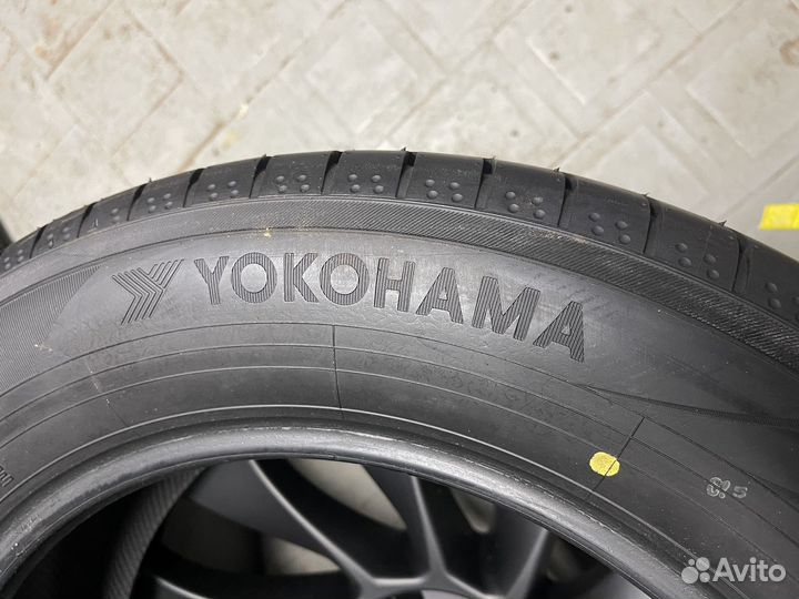 Yokohama BluEarth AE50 205/60 R16 92H