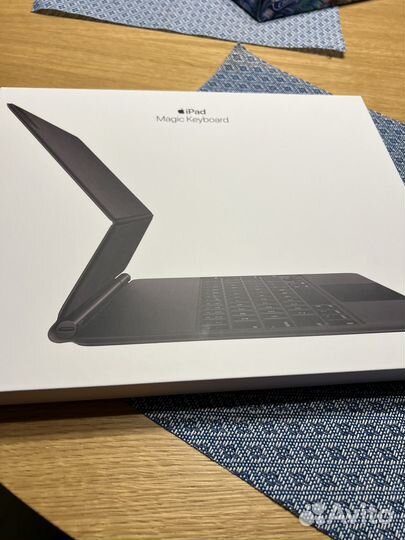 Клавиатура Apple Magic Keyboard для iPad Pro 12.9