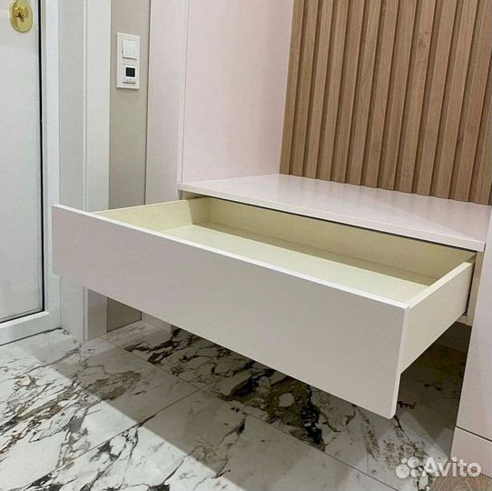Шкаф в прихожую