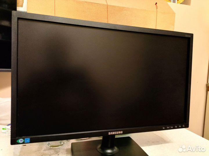 Монитор Samsung 22