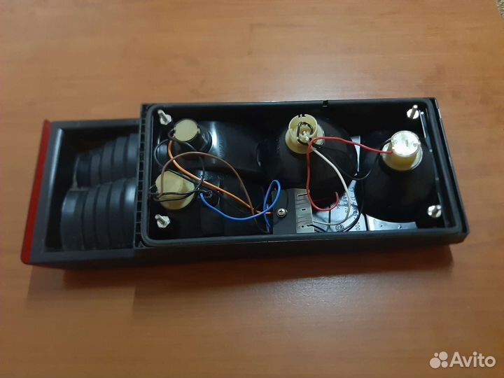 Задний фонарь на ваз-2114 и ваз-21099 левый