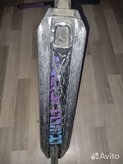 Трюковой самокат парк