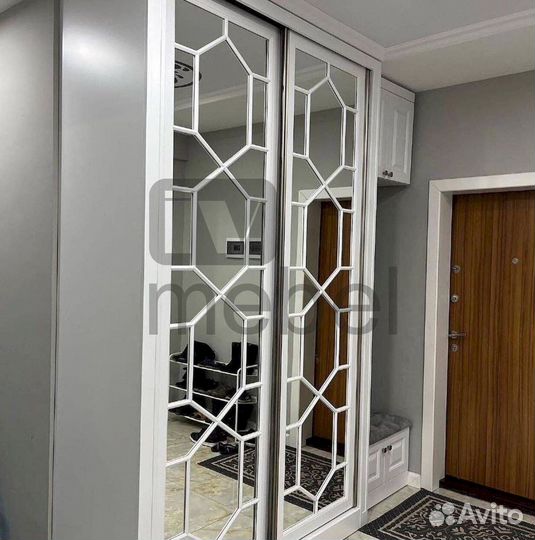 Угловой шкаф