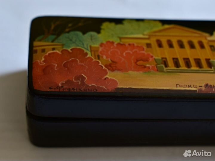 Лаковые миниатюры Федоскино, Холуй