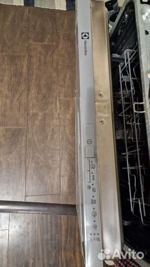 Посудомоечная машина Electrolux esl6200lo