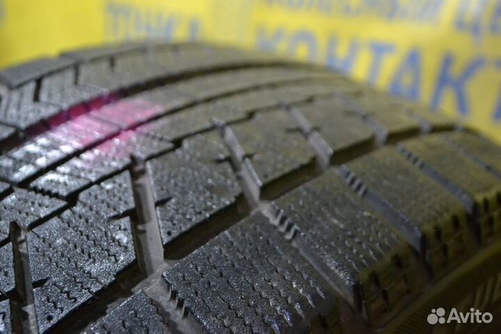 Bridgestone Blizzak VRX 245/45 R17