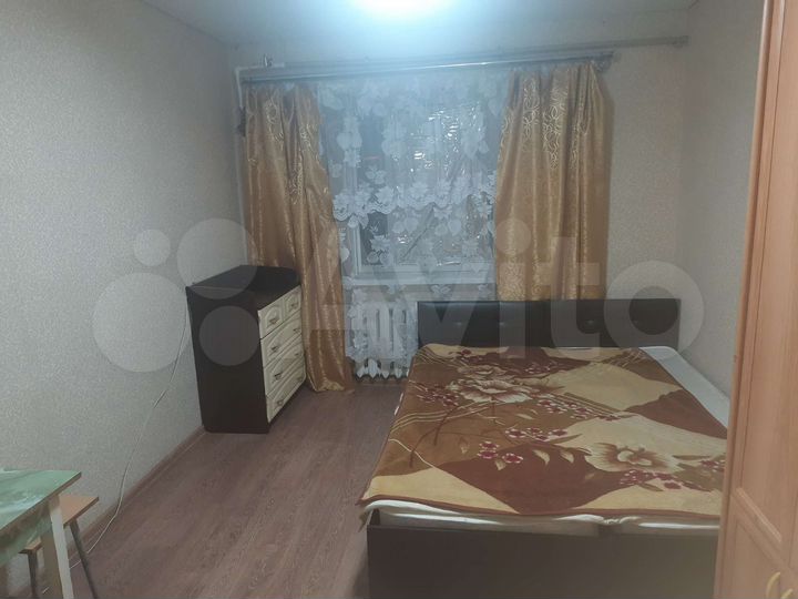 Комната 13 м² в 5-к., 5/5 эт.