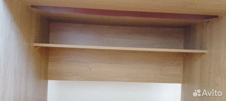 Письменный стол