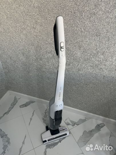 Пылесос Bosch Athlet 25.2v (На запчасти)
