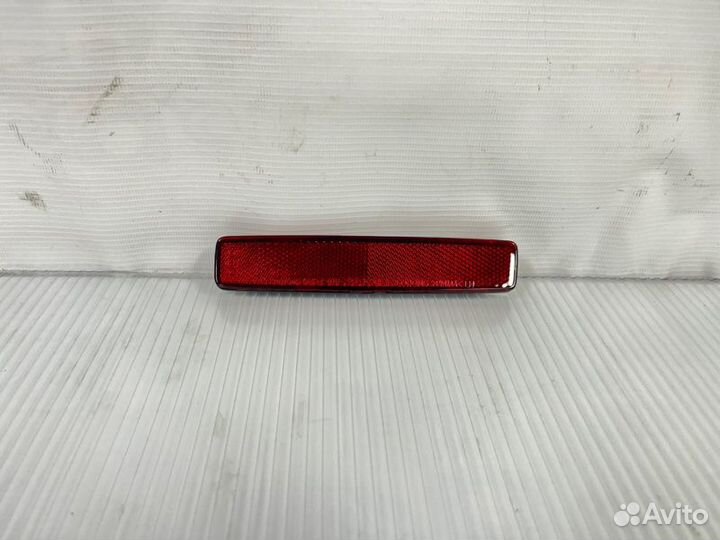 Отражатель бампера задний левый Ssangyong Actyon