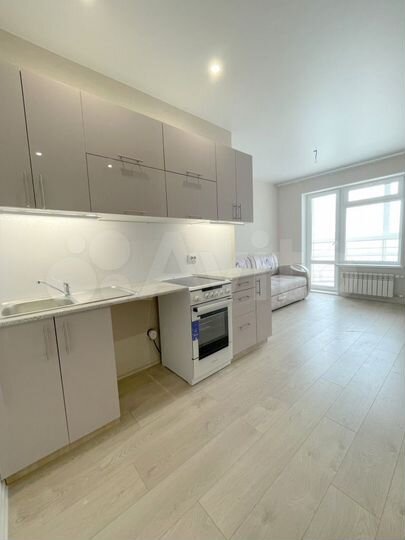 2-к. квартира, 40 м², 16/22 эт.