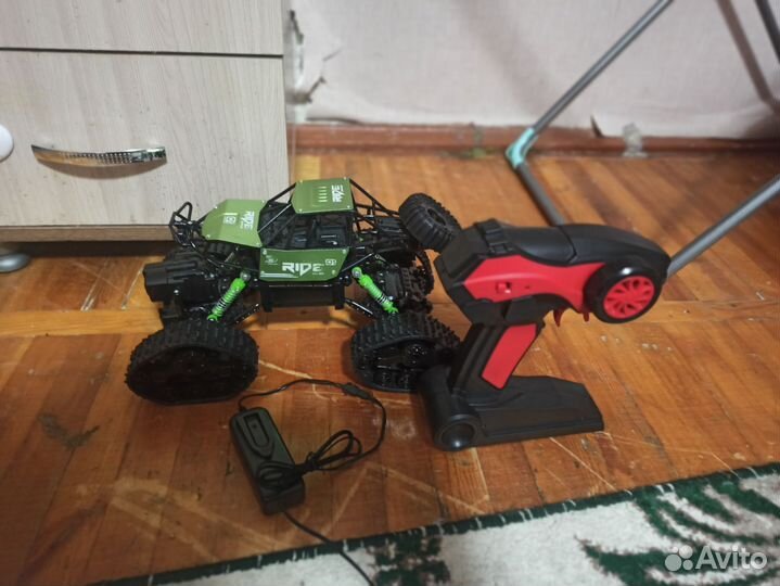 Машинки на пульте управления