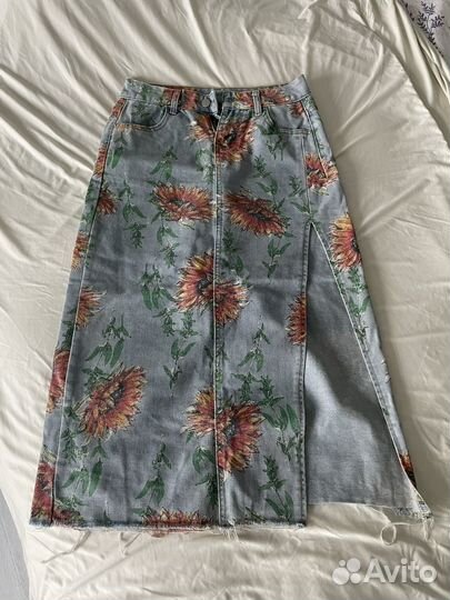 Юбка миди с разрезом