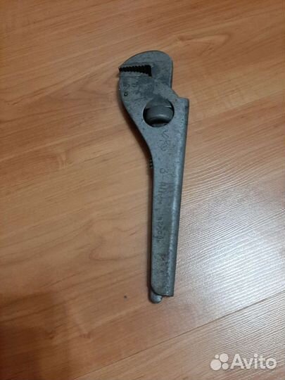 Разводной ключ СССР