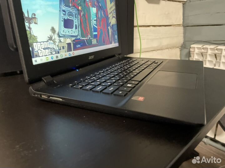 Хороший ноутбук Acer 4gb/4ядра